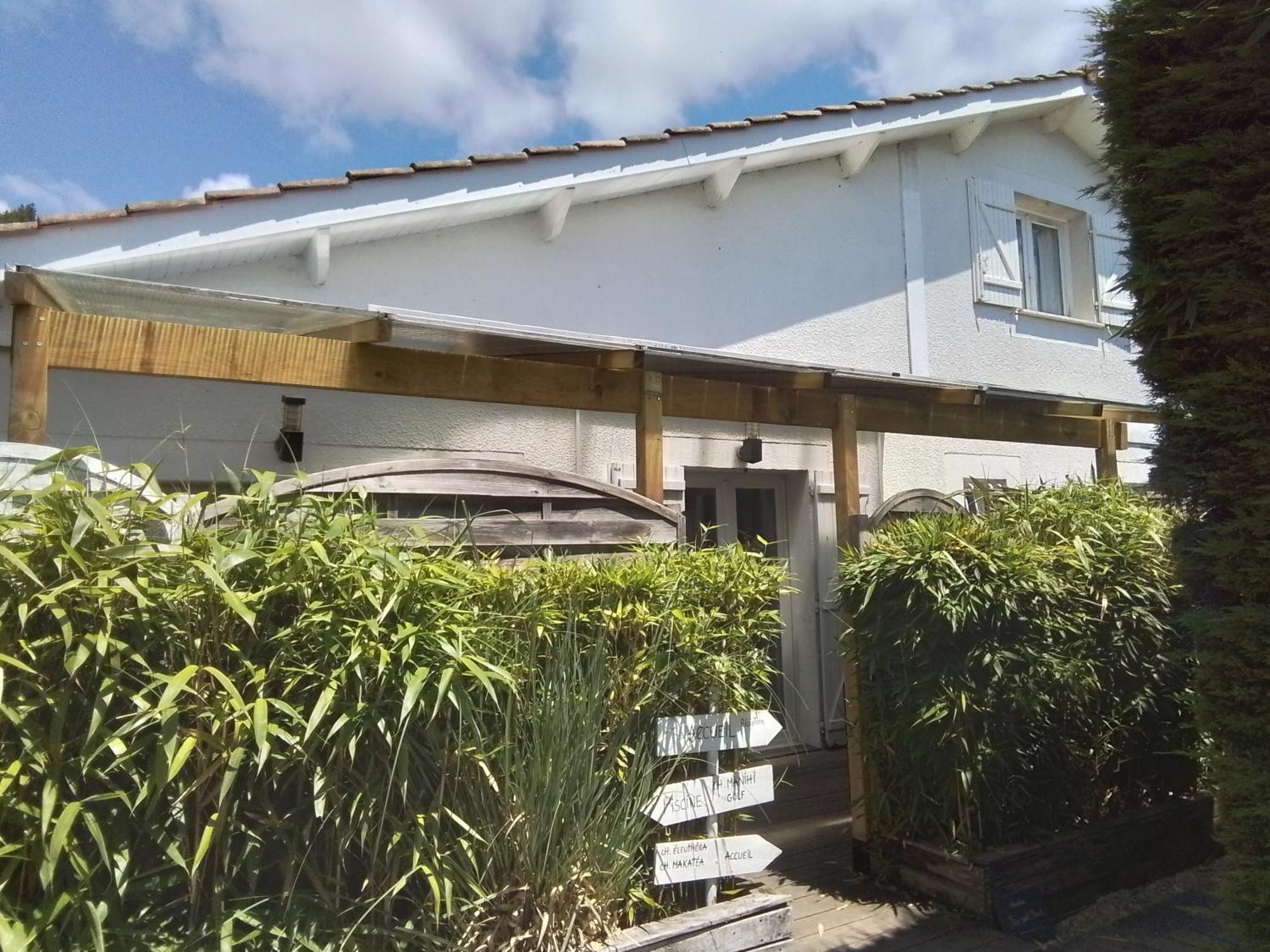 圣巴特别墅住宿加早餐旅馆 居让梅斯特拉 外观 照片